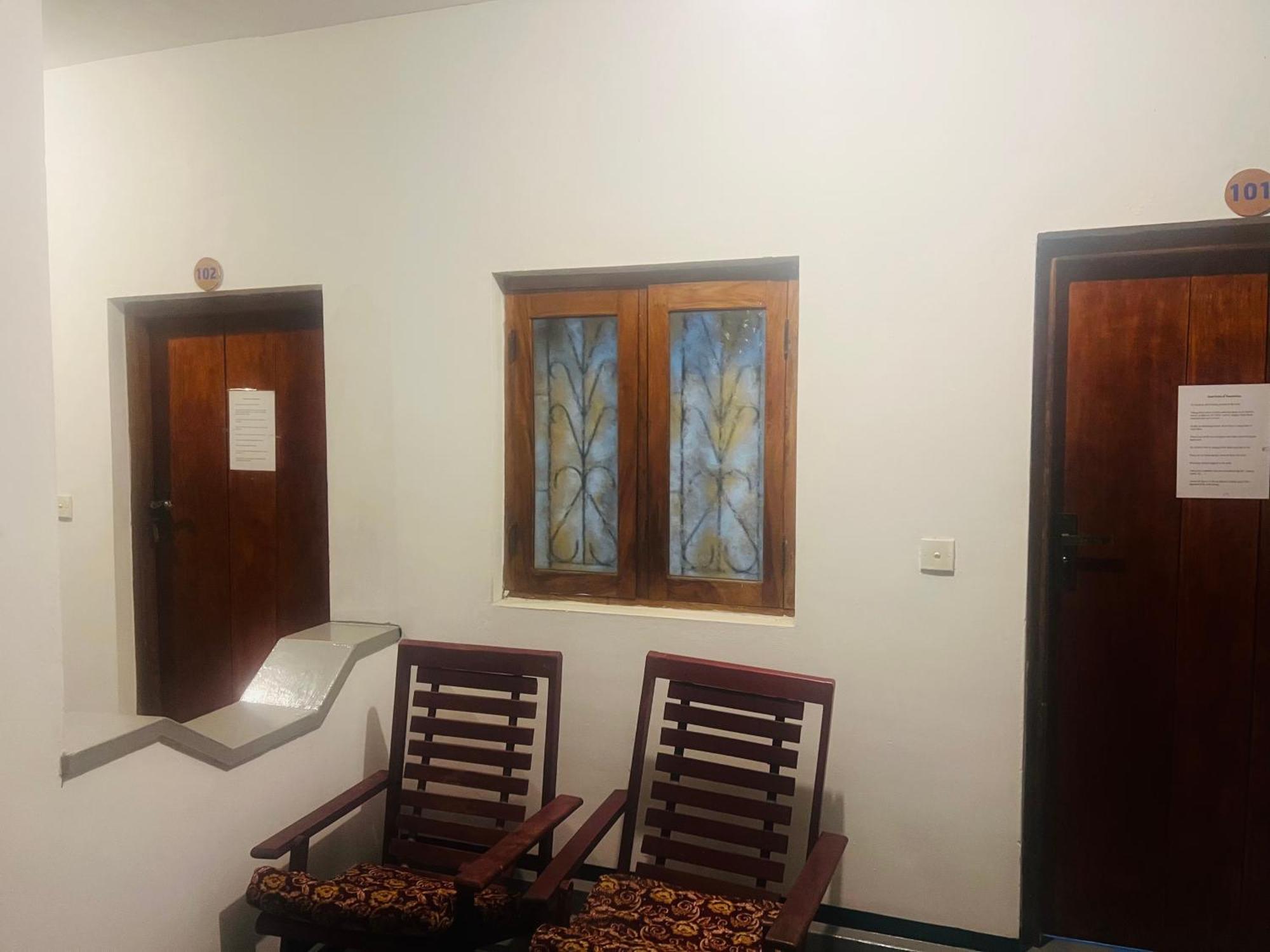 Moxy Bay Arugambay Hotel Arugam Bay Exterior photo